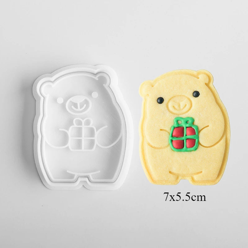 Cute Bear Love Heart Plastic 3D Cookie Molds Cutter