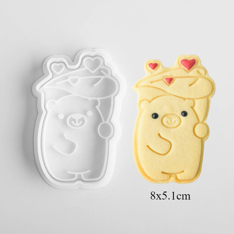 Cute Bear Love Heart Plastic 3D Cookie Molds Cutter